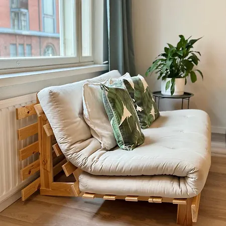 Just Renovated Stylish Nordic By Tram Stop شقة هلسنكي